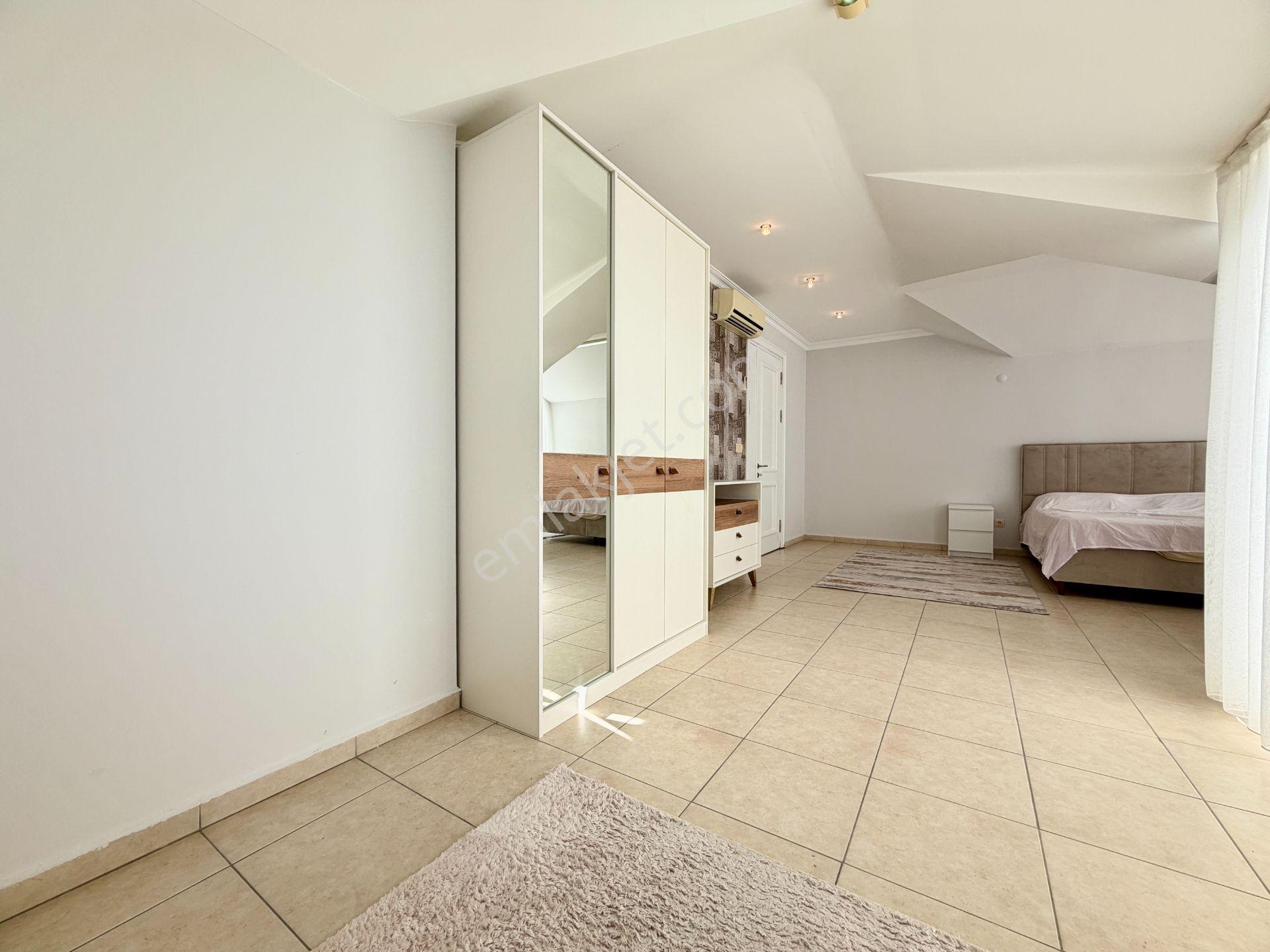 Alanya Oba Mahallesi Olive City'de 5+1 Dubleks Satılık Daire - Görsel 33