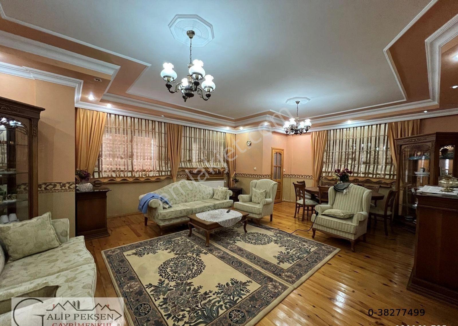 Ortahisar Çukurçayır'da Panoramik Deniz Ve Doğa Manzaralı 6+1 Satılık Tripleks Villa - Görsel 13