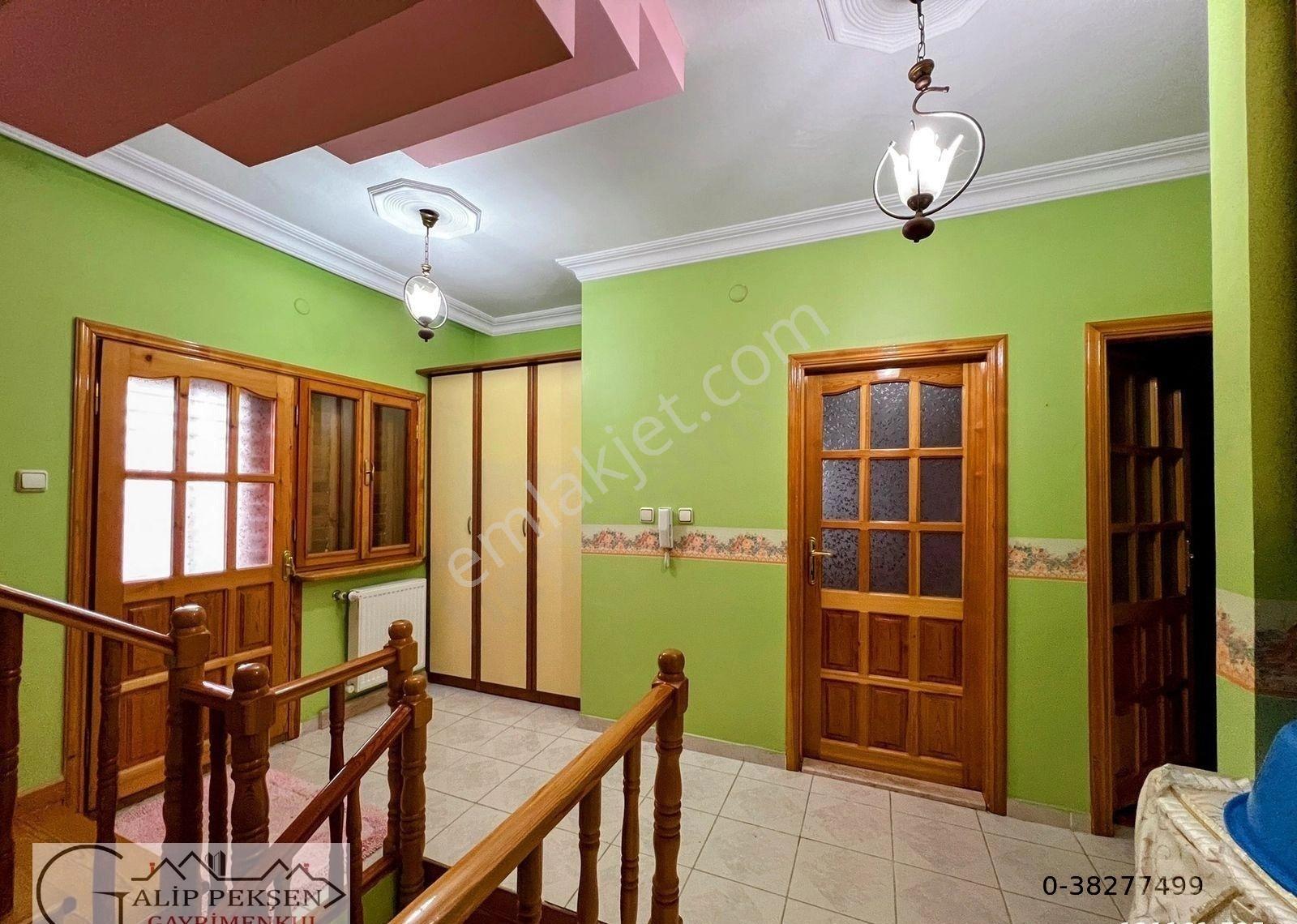 Ortahisar Çukurçayır'da Panoramik Deniz Ve Doğa Manzaralı 6+1 Satılık Tripleks Villa - Görsel 18