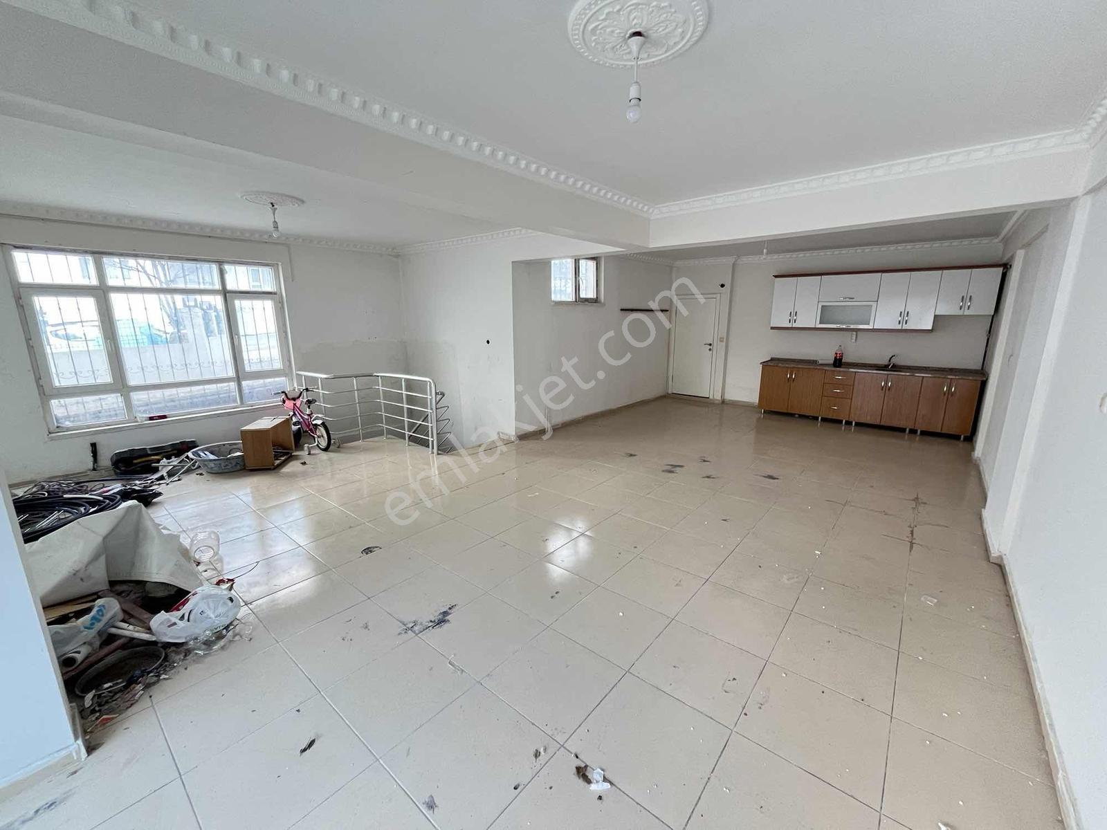 Mülk Emlak Ofisinden Cadde Üzeri 100 M2 Depolu Kiralık Dükkan.. - Görsel 28