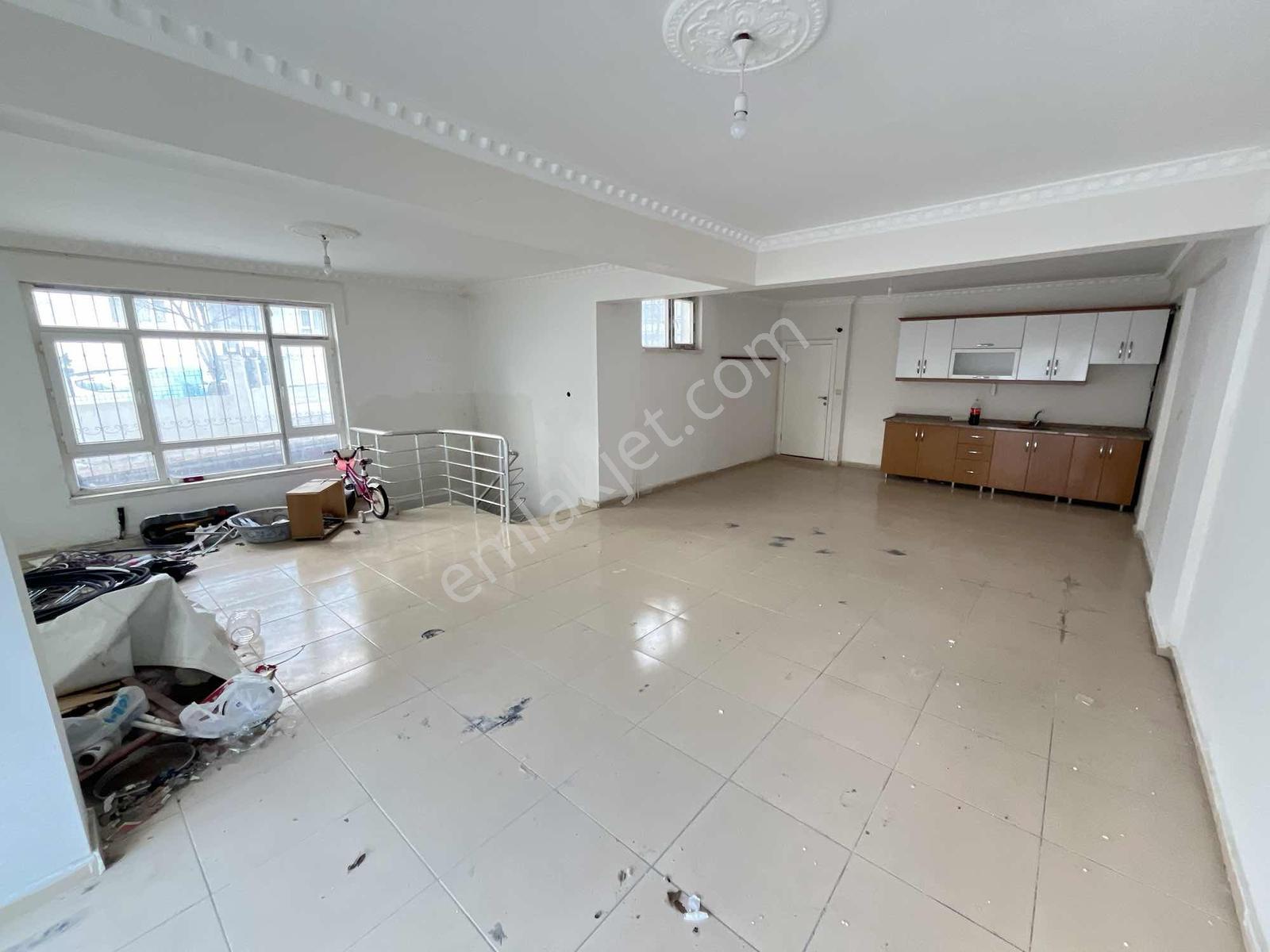 Mülk Emlak Ofisinden Cadde Üzeri 100 M2 Depolu Kiralık Dükkan.. - Görsel 32