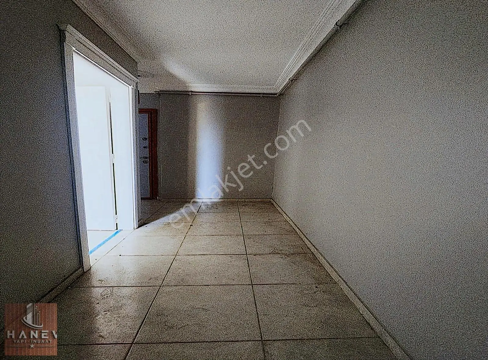 Merkezi Konumda İskanlı Kat Mülkiyetli 2+1 Satılık Arakat Daire - Görsel 5