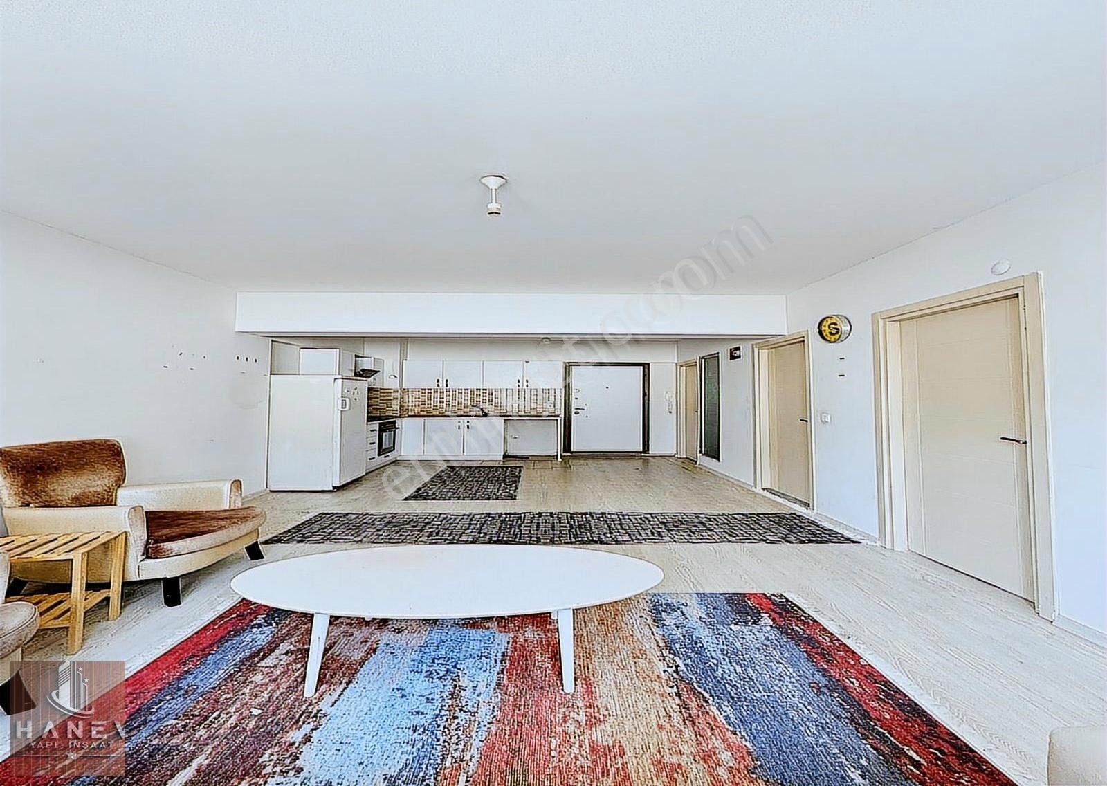 Site İçerisinde Aile Yaşamına Uygun Ful Eşyalı Kiralık 2+1 Daire - Görsel 2