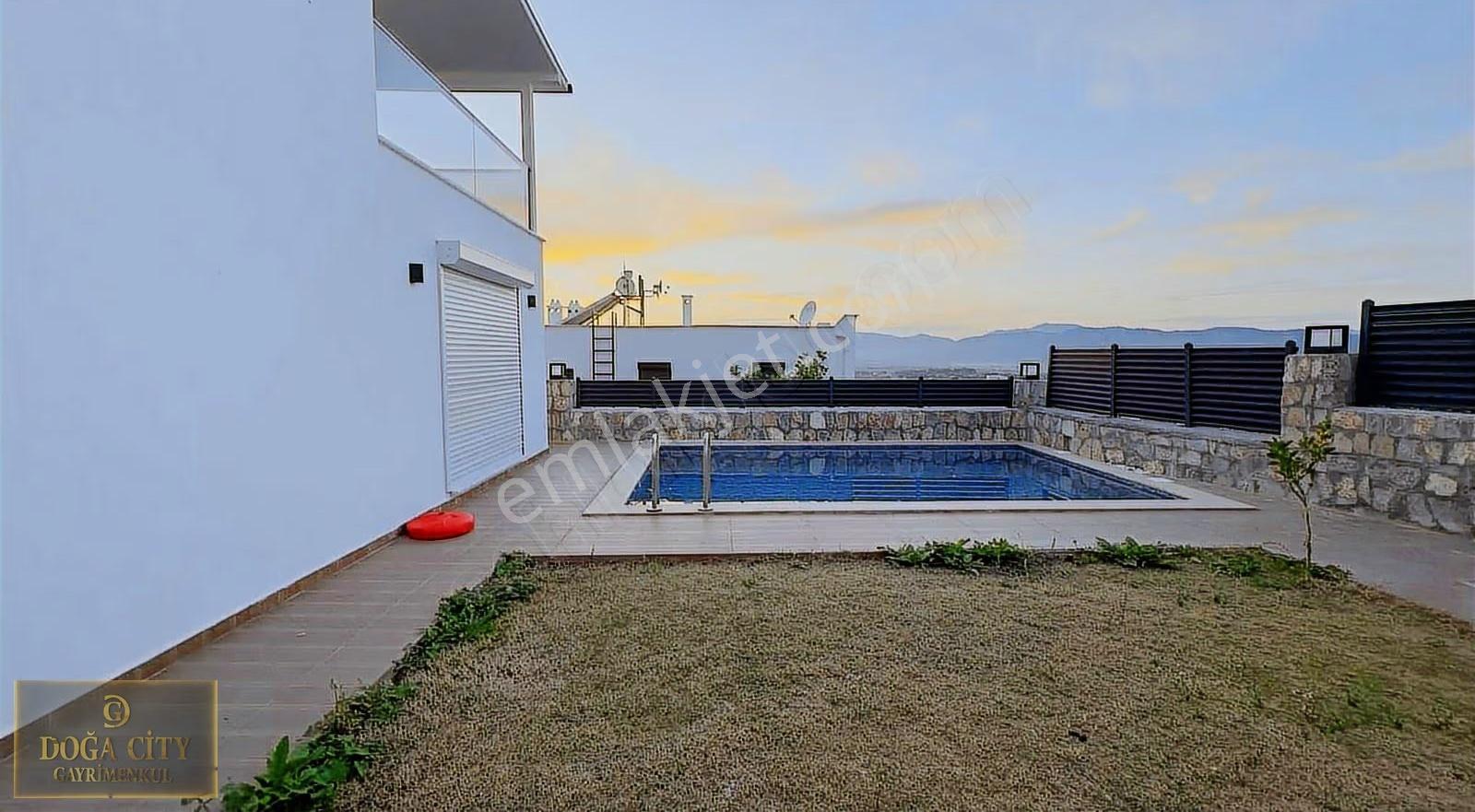 Eska,da Deniz Manzaralı Havuzlu, Eşyalı 2+1 Doublex Villa - Görsel 24