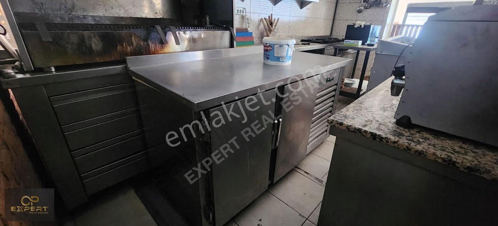Kuşadası Kadınlar Plajında Devren Kiralık Restaurant - Görsel 12