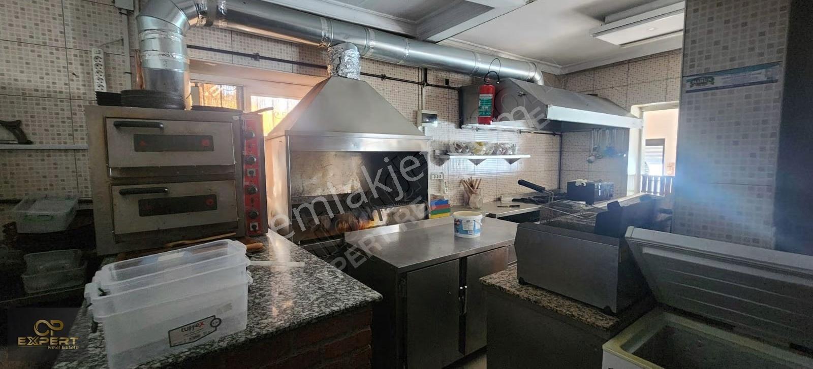 Kuşadası Kadınlar Plajında Devren Kiralık Restaurant - Görsel 16