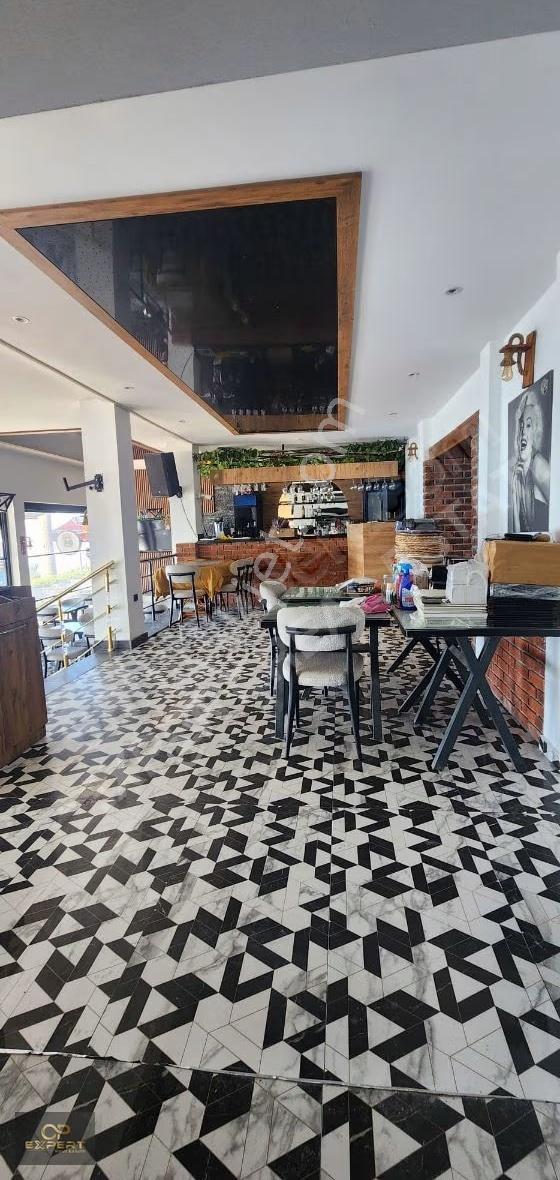Kuşadası Kadınlar Plajında Devren Kiralık Restaurant - Görsel 24