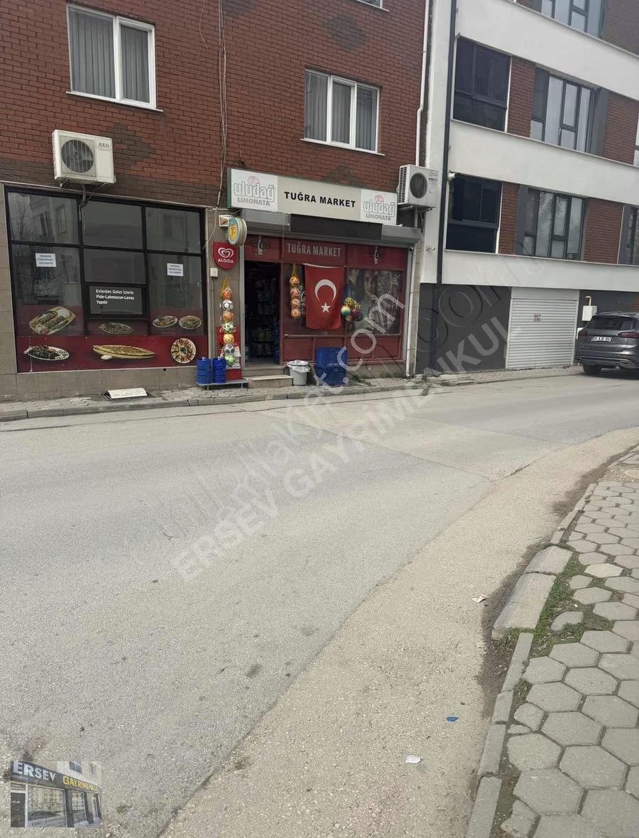 Batıkent'te Devren Kiralık Market - 40m² - Yüksek Potansiyel
