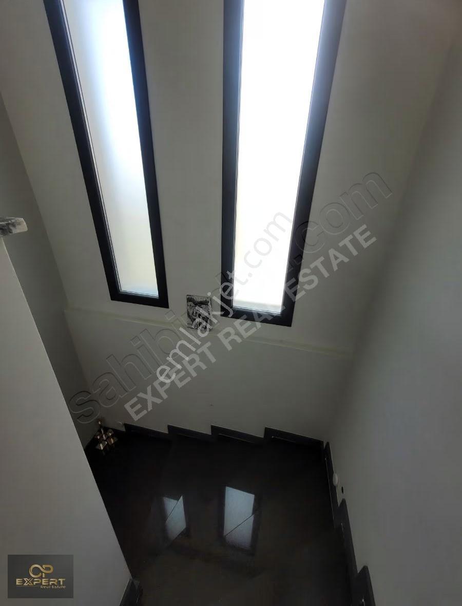 Kuşadası'nda Doğalgazlı Tek Müstakil - Görsel 9