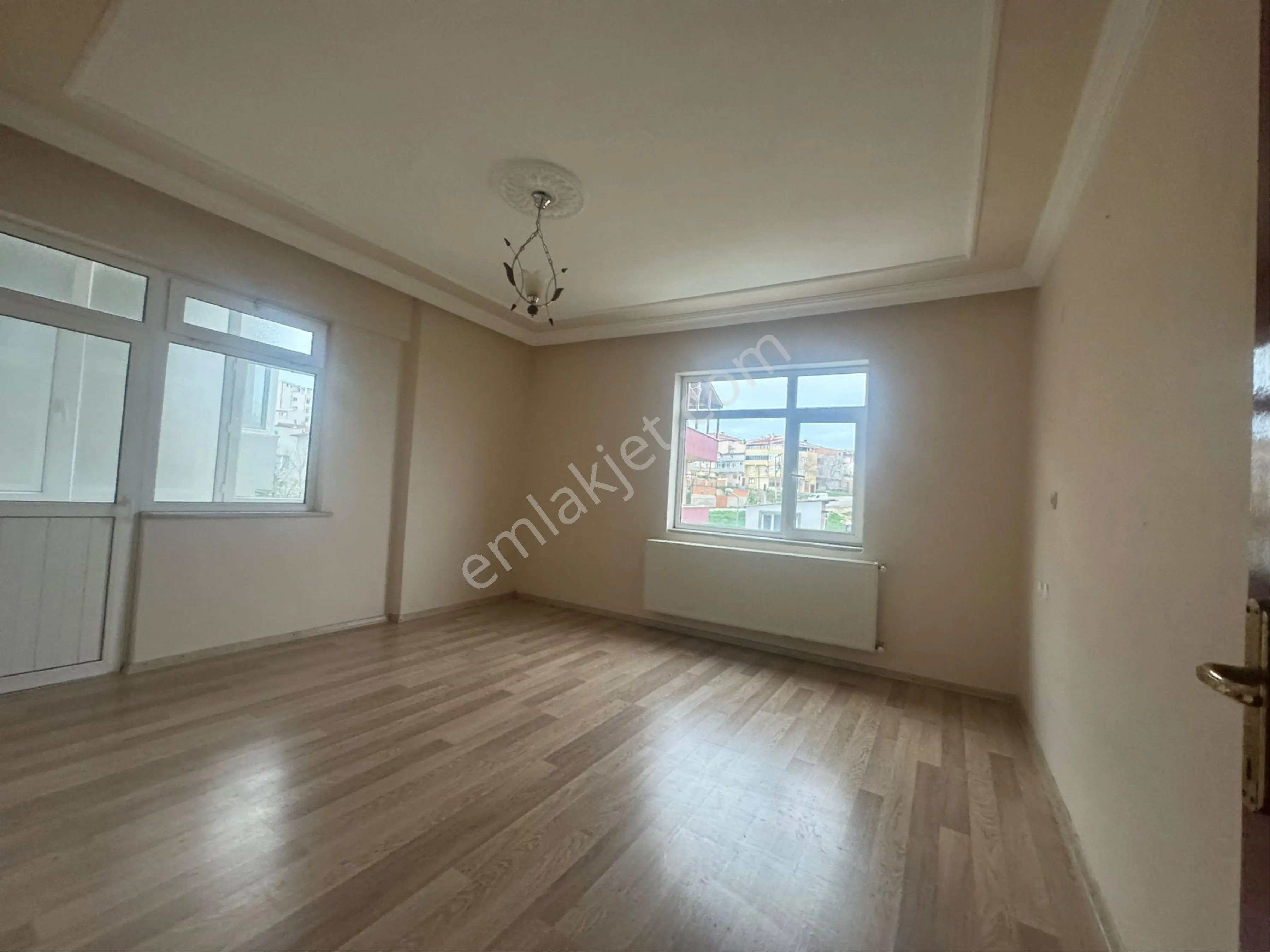 Ak Auto Gayrimenkul'den - Çınarlı Mahallesi Kiralık 3+1 Daire - Görsel 3