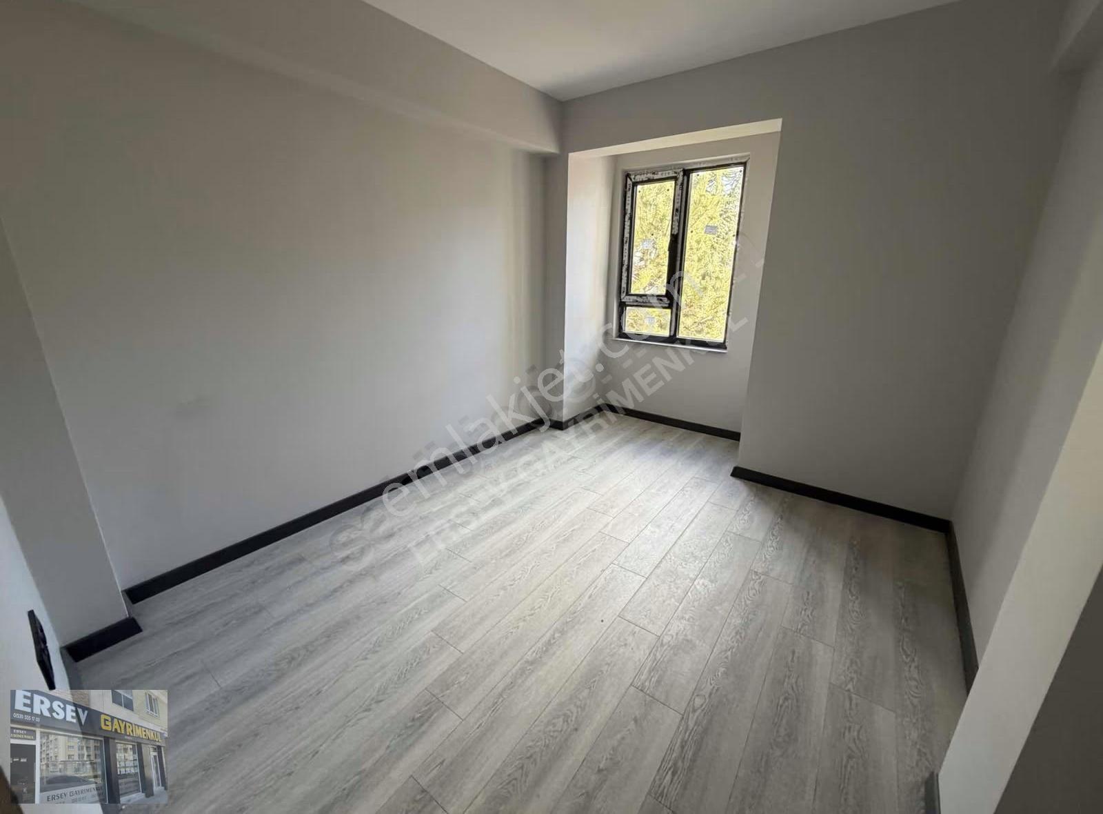 Çamlıca'da Satılık 2+0 Daire, 55m², Zemin Isıtmalı, Balkonlu - Görsel 9