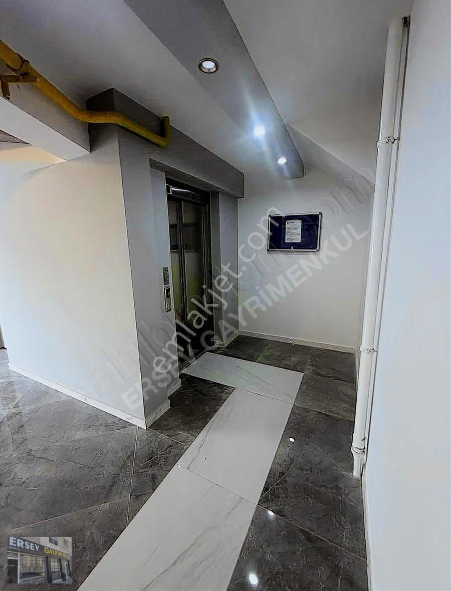 Ertuğrulgazi'de 3 Kat Satılık Lüks 1+1 Daire (55m², - Görsel 12