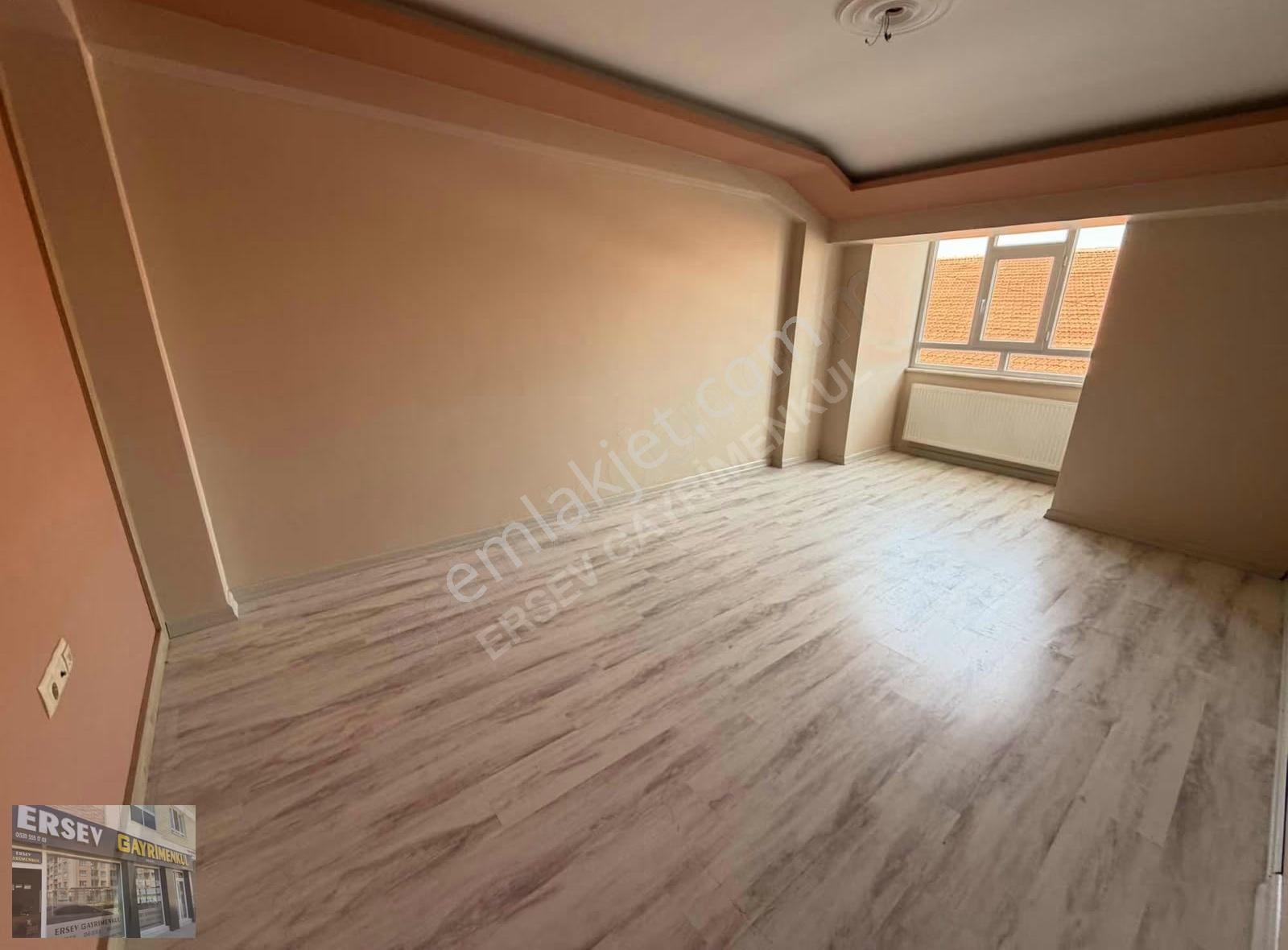 Çamlıca'da Kiralık 3+1 Dubleks Daire - 130m² - Görsel 25
