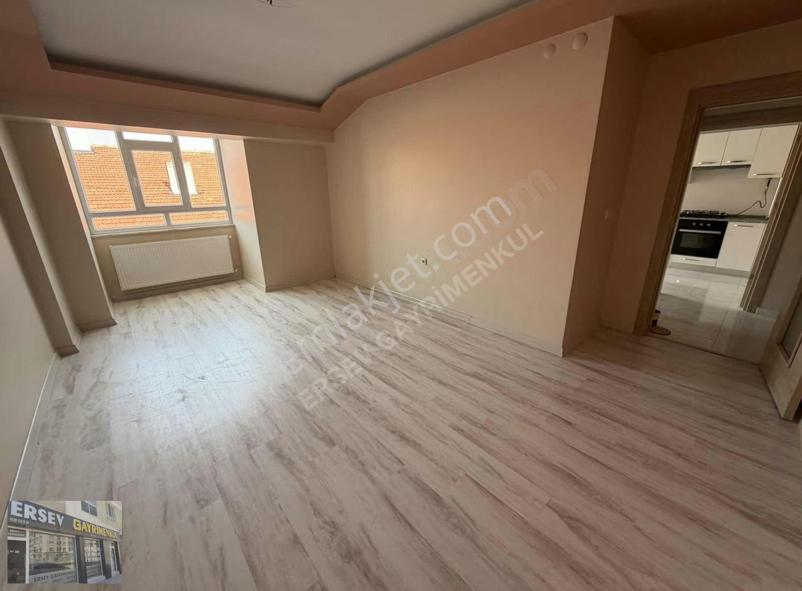 Çamlıca'da Kiralık 3+1 Dubleks Daire - 130m² - Görsel 28