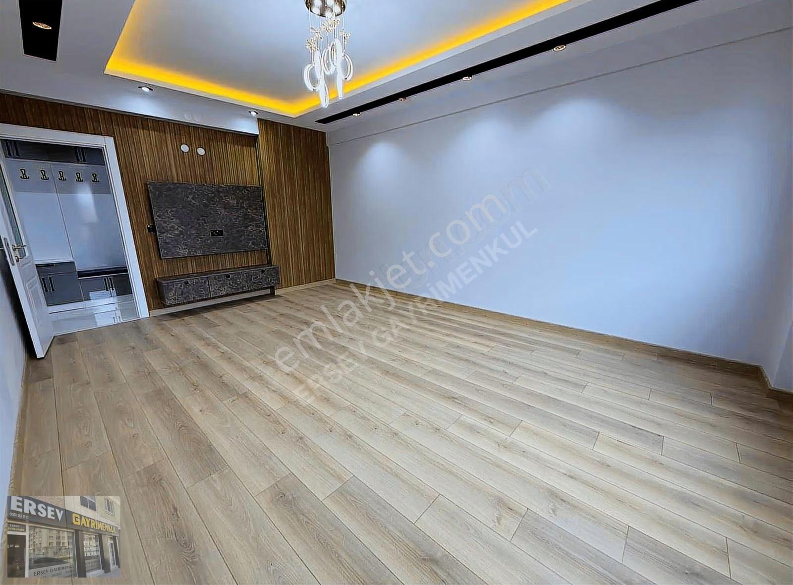 Batıkent Sınırı Giyinme Odalı 3+1-140m² Zeminden Isıtmalı Daire - Görsel 6