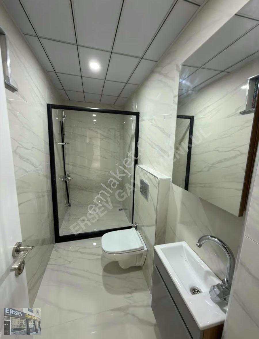 Batıkent Sınırı Giyinme Odalı 3+1-140m² Zeminden Isıtmalı Daire - Görsel 16