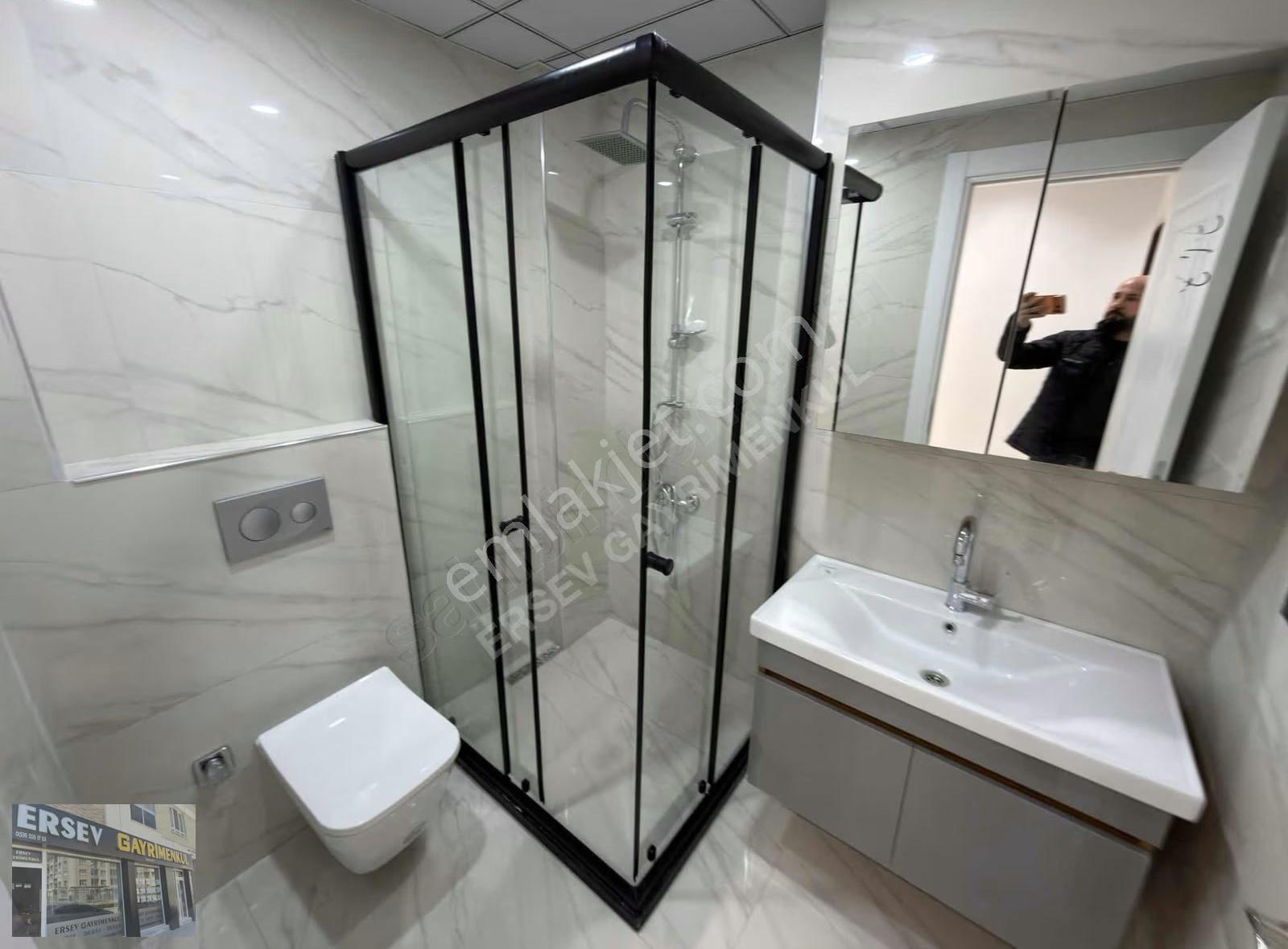 Batıkent Sınırı Giyinme Odalı 3+1-140m² Zeminden Isıtmalı Daire - Görsel 18