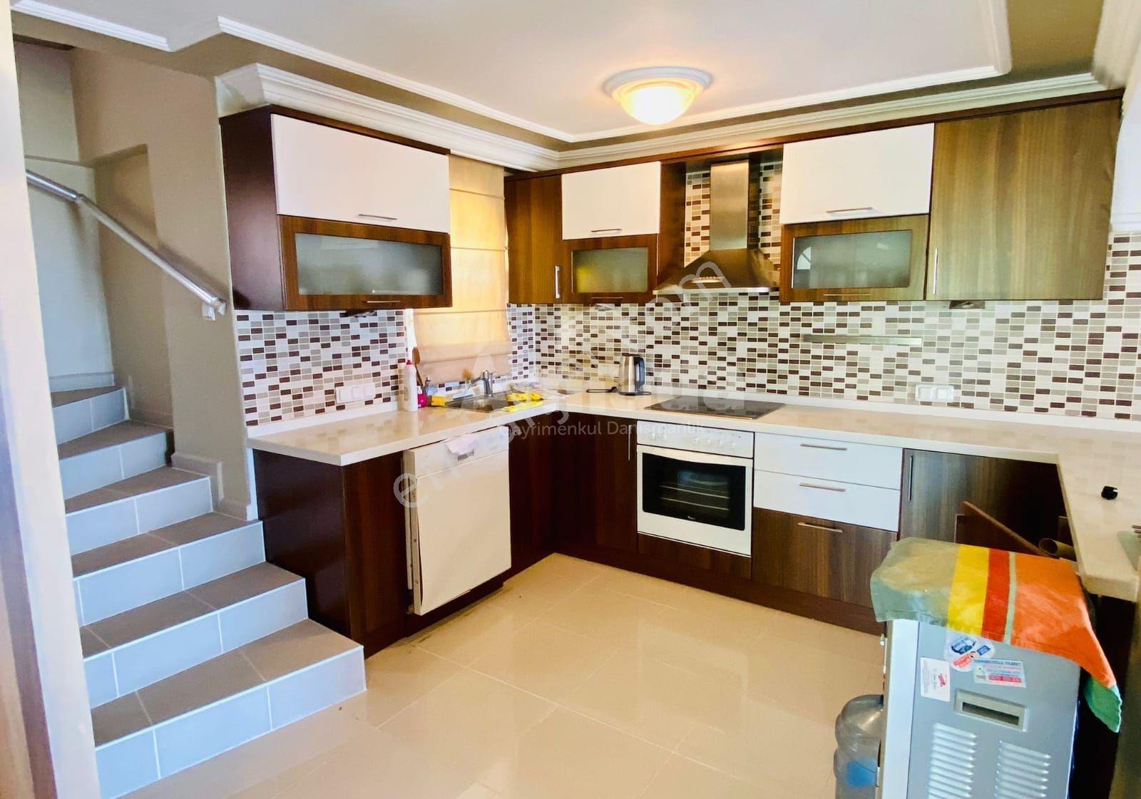 Kuşadasında Eşsiz Gün Batımıyla Müstakil 4+1 Villa - Görsel 5