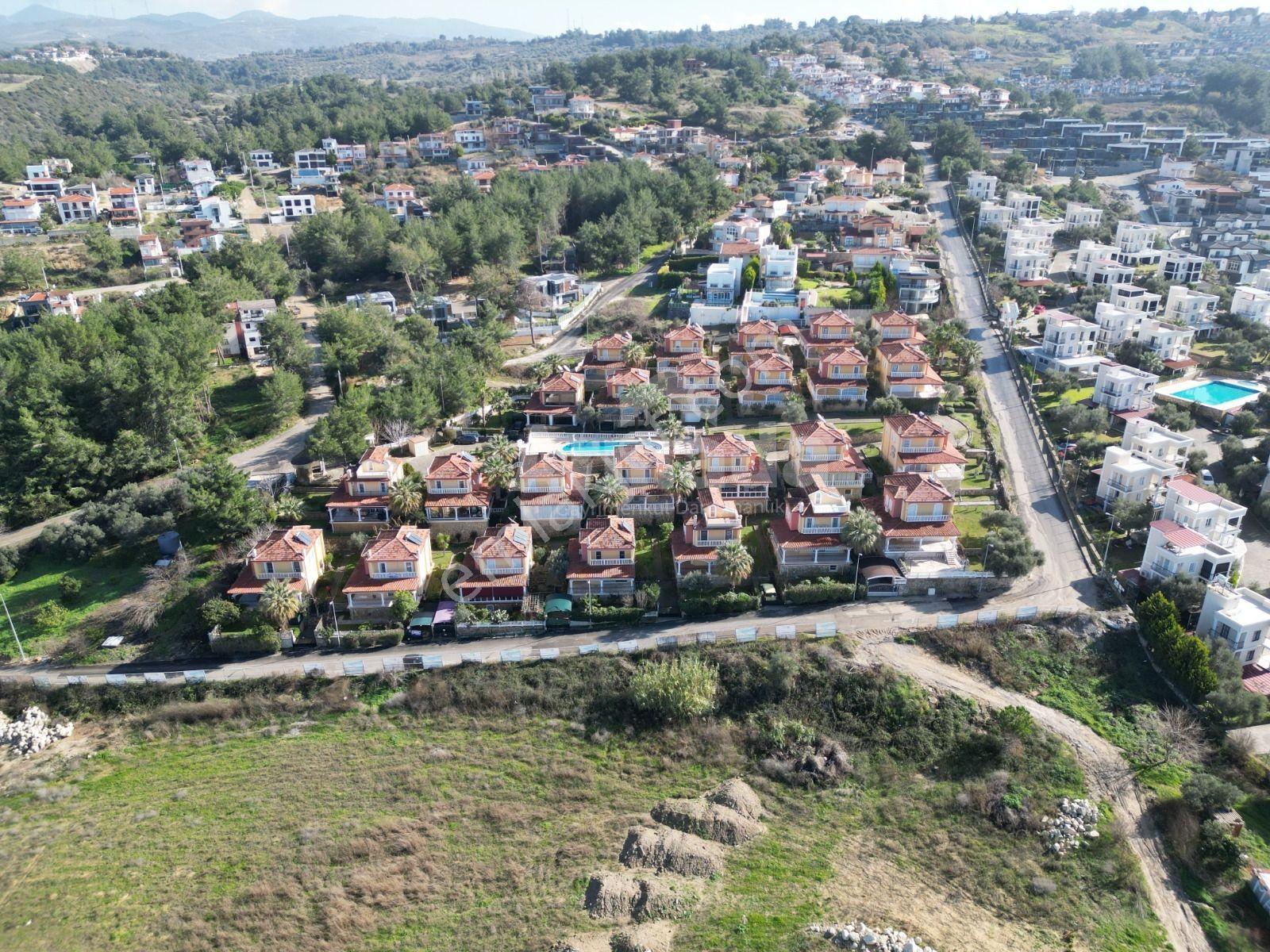 Kuşadasında Eşsiz Gün Batımıyla Müstakil 4+1 Villa - Görsel 23