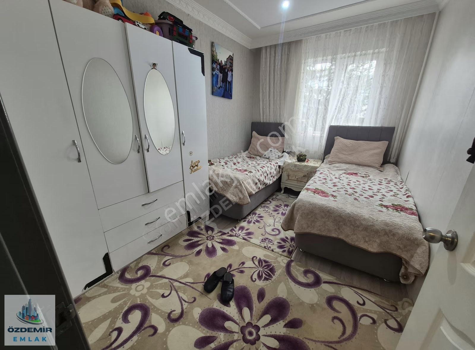 Özdemir Emlak'tan Merkezi Lokasyonda Asansörlü Ara Katta 3+1!!!! - Görsel 9