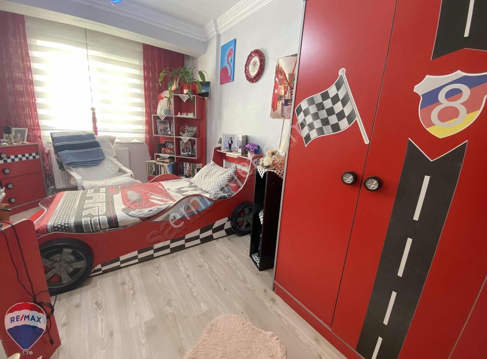 Remax Maviden Pamukova Merkezde Geniş 3+1 Ara Kat Daire - Görsel 12