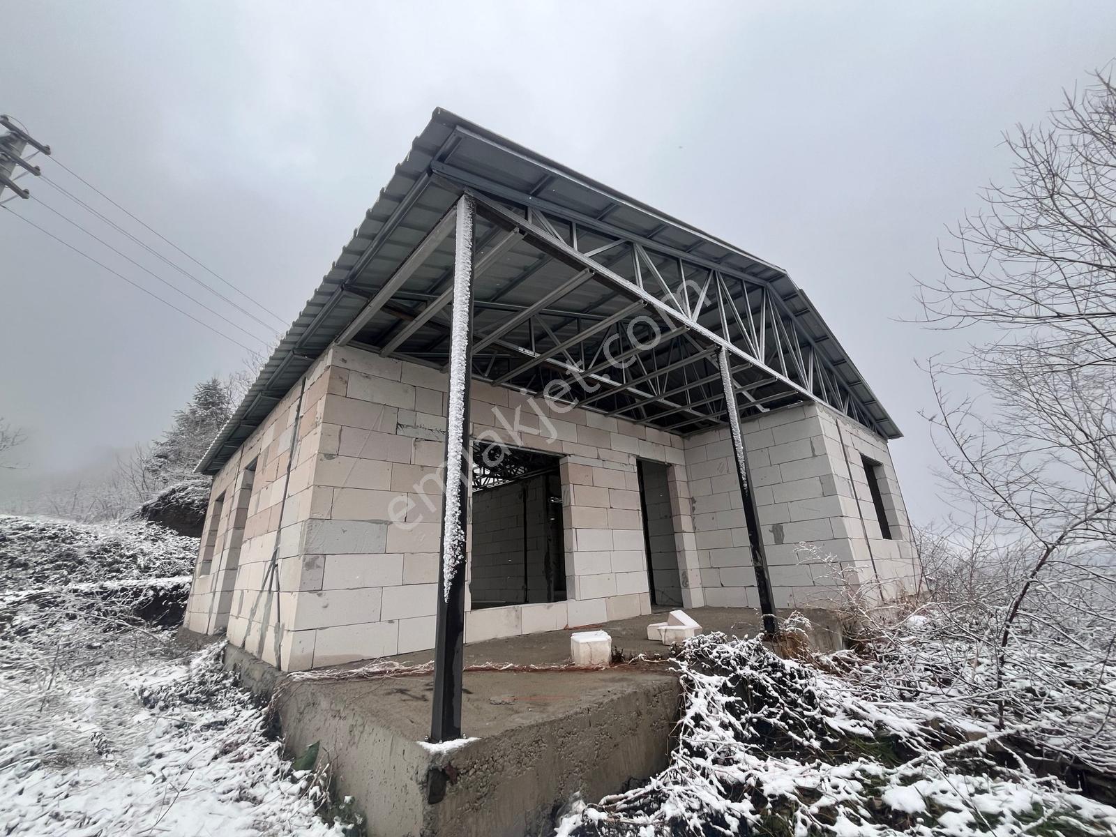 Gölyaka Yunusefendide 2.000 M² Arsa İçinde Müstakil Ev