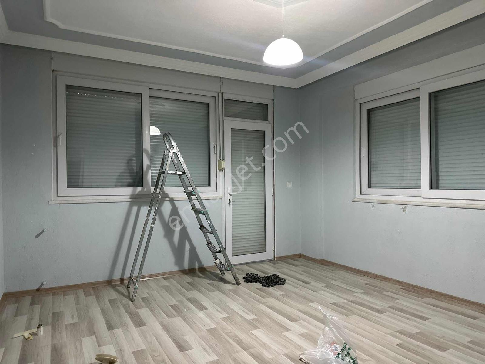 Karadayı Mahallesinde Geniş 3+1 Kiralık Daire - Görsel 3