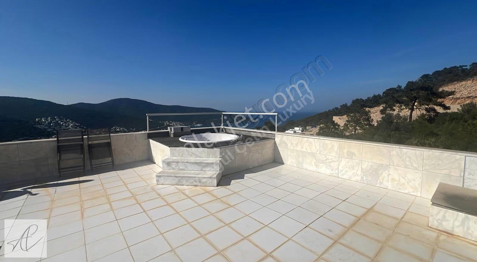 Torba'da Kiralık Deniz Manzaralı 4+1 Villa - Görsel 14