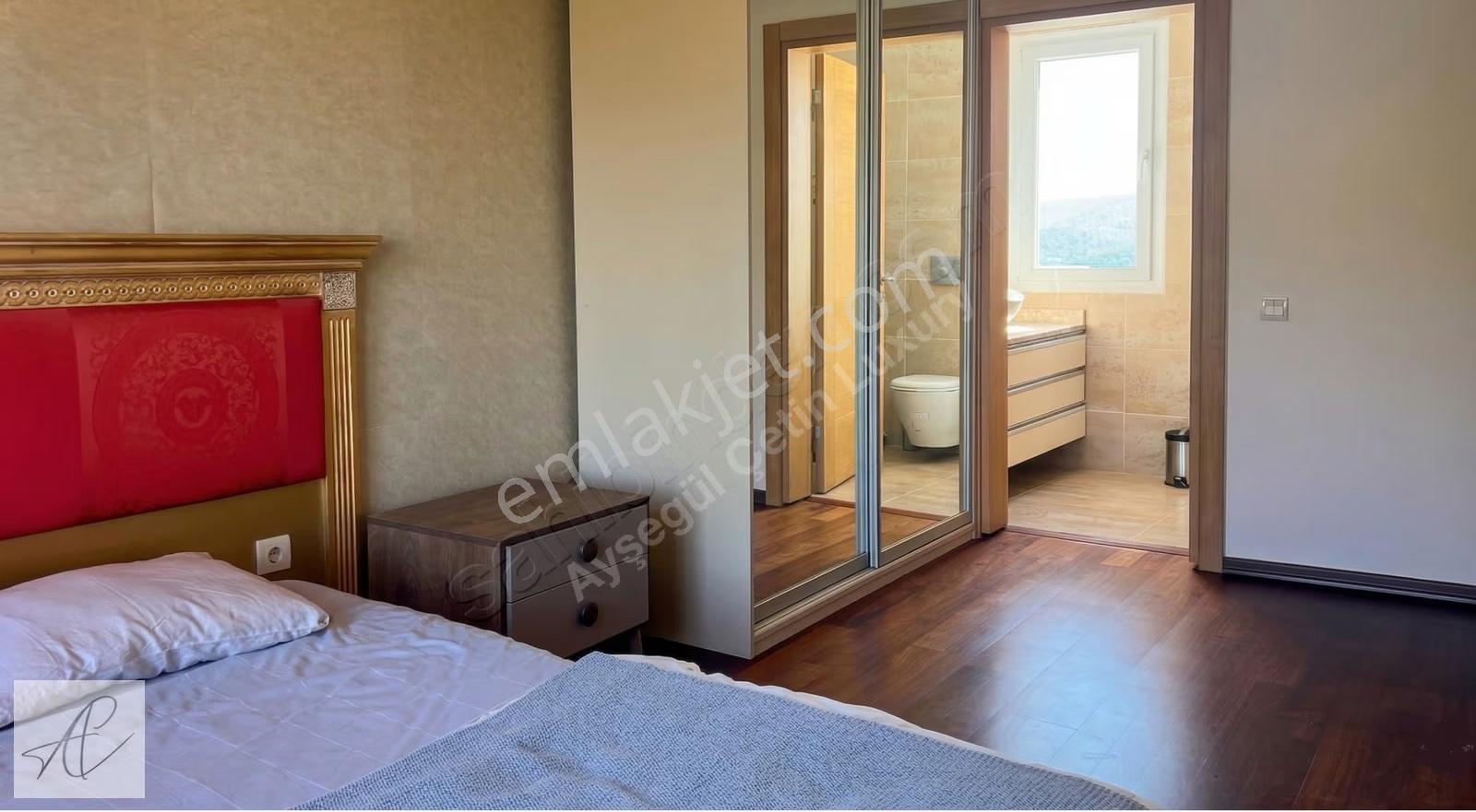 Torba'da Kiralık Deniz Manzaralı 4+1 Villa - Görsel 10