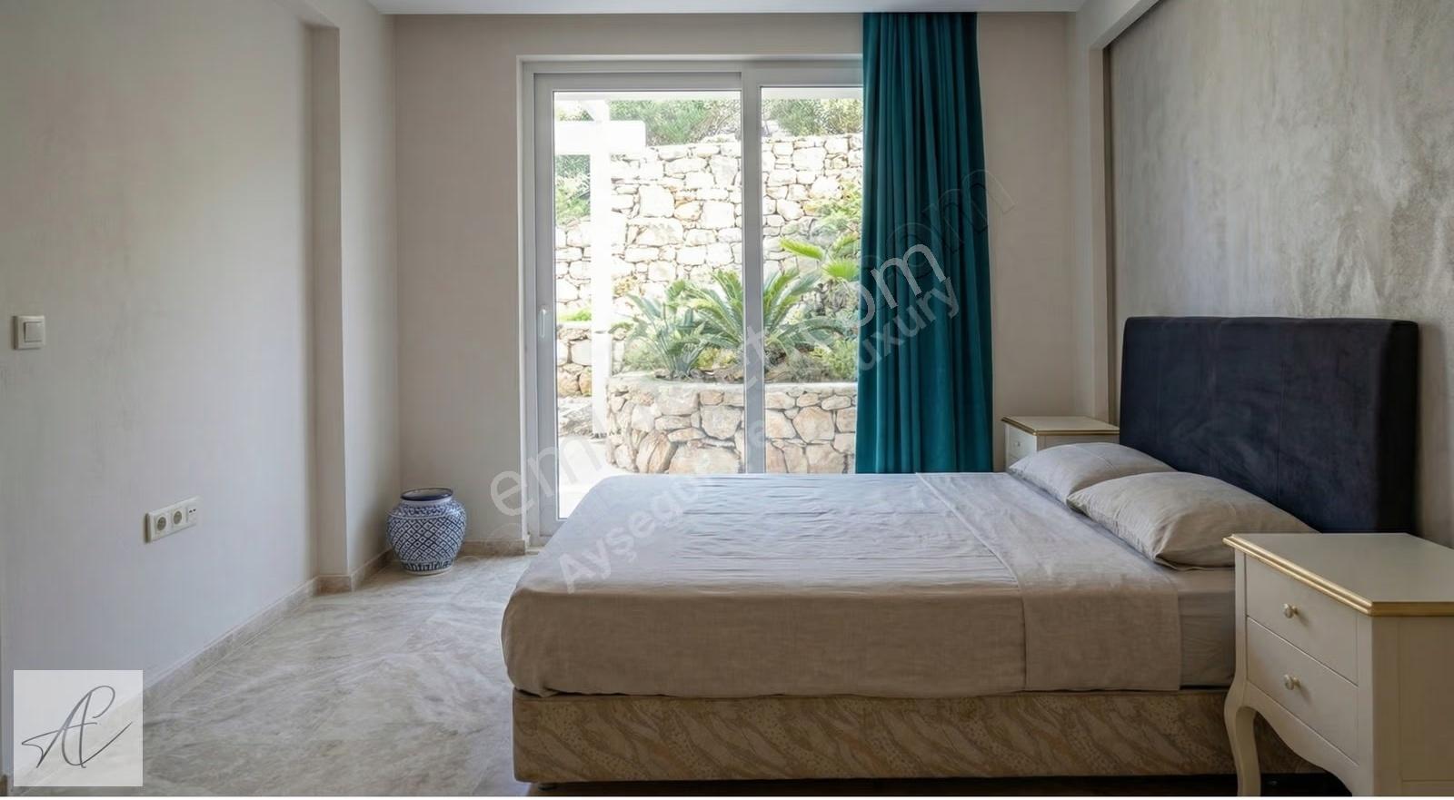 Torba'da Kiralık Deniz Manzaralı 4+1 Villa - Görsel 6