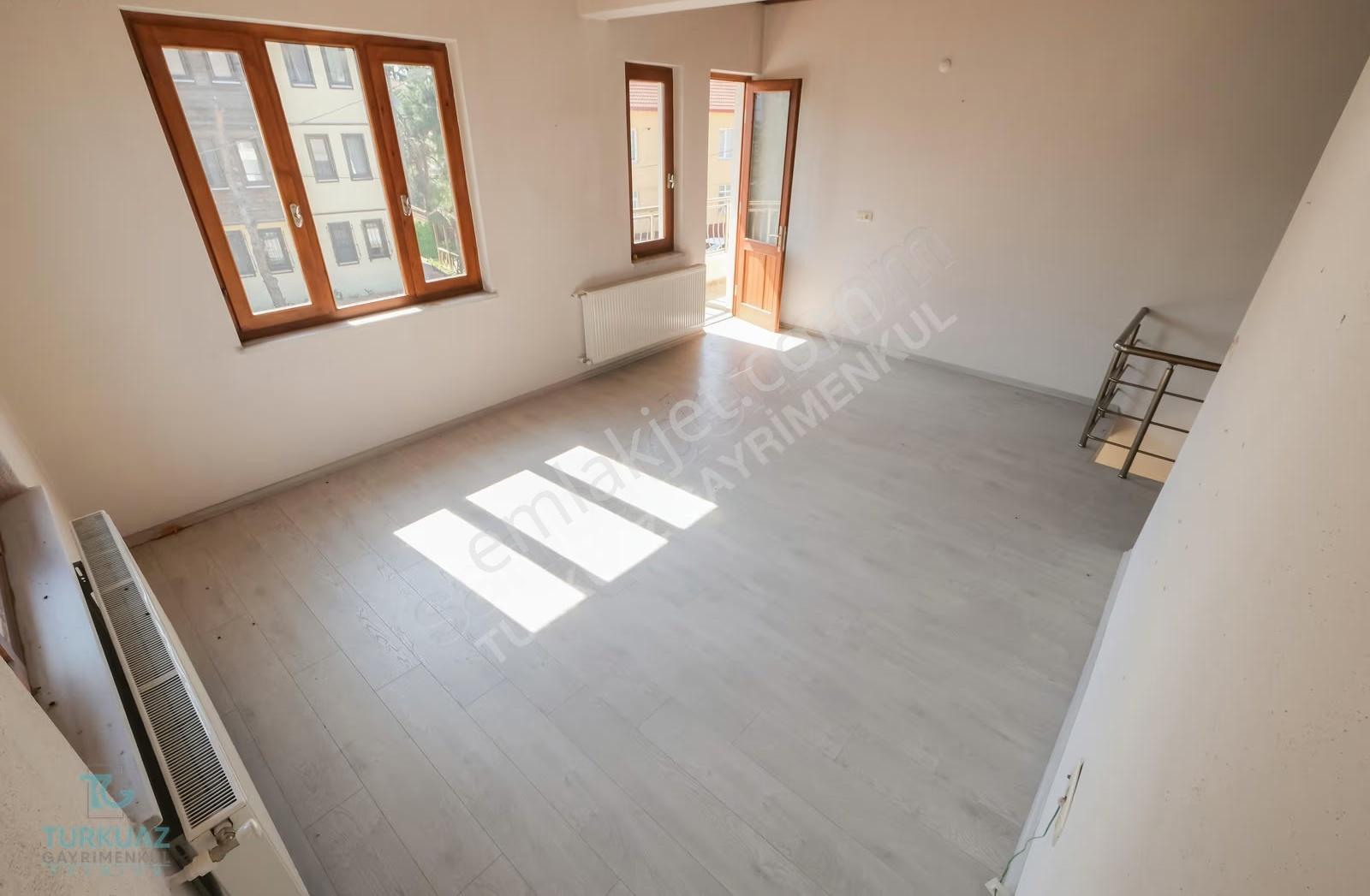 İstiklal Okulu Yanında Kiralık İşyeri Ofis - Görsel 24