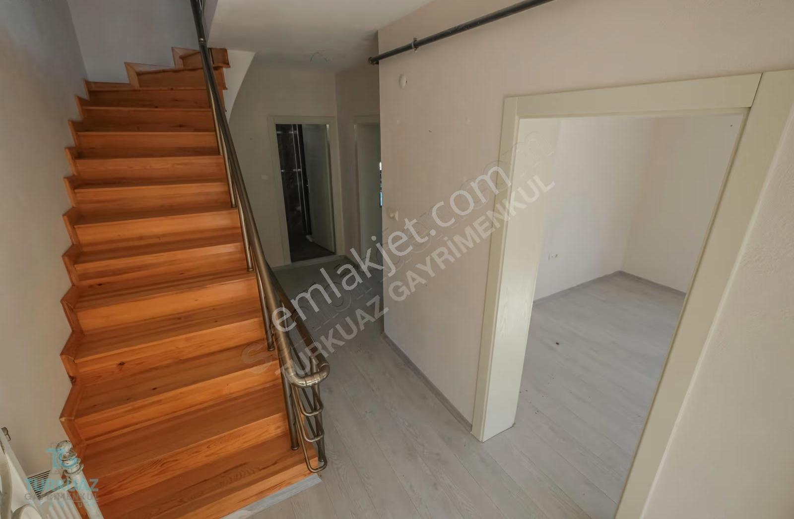İstiklal Okulu Yanında Kiralık İşyeri Ofis - Görsel 15