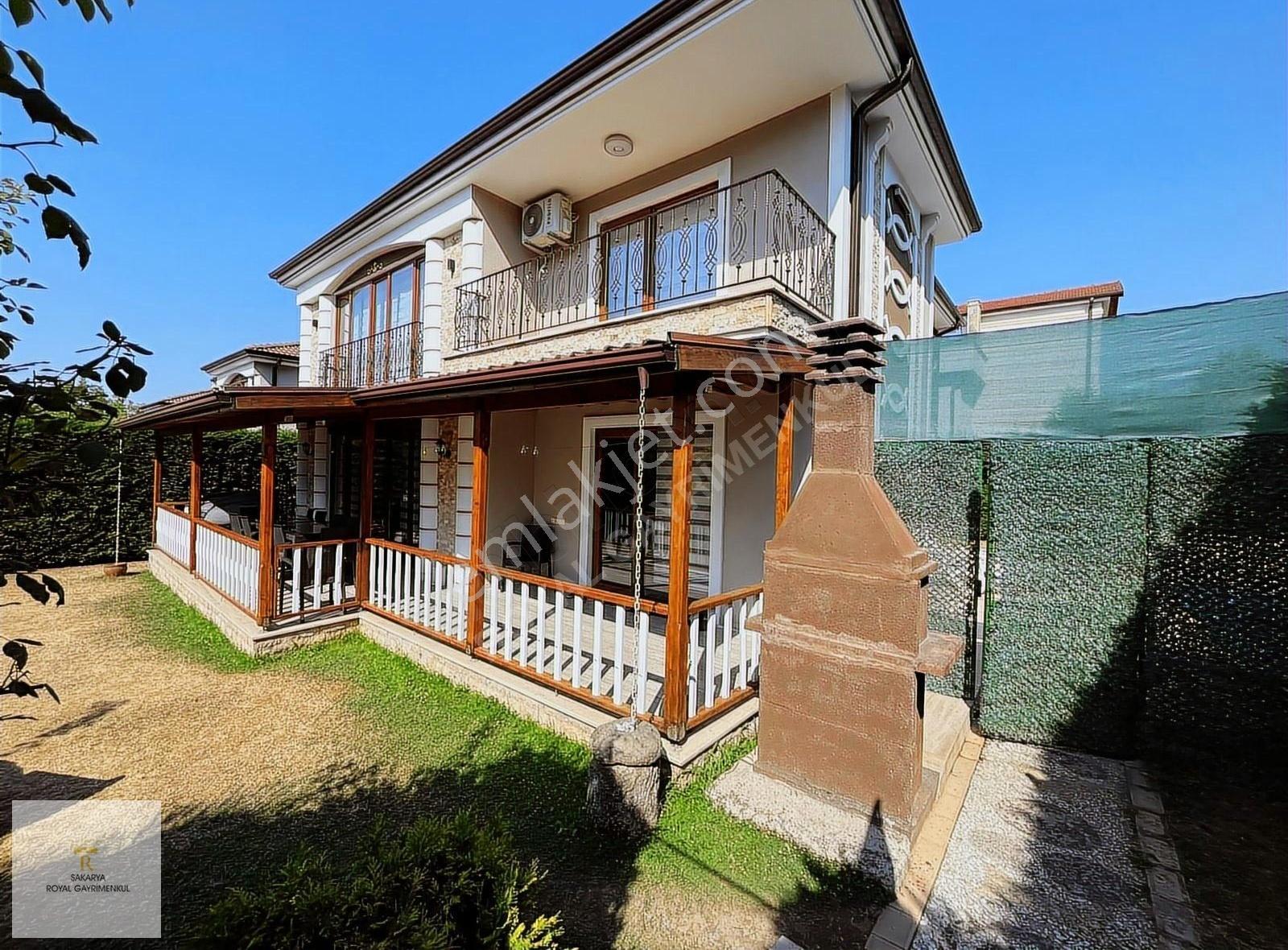 Sapanca'da 5+1 Havuzlu Müstakil Villa - Görsel 7