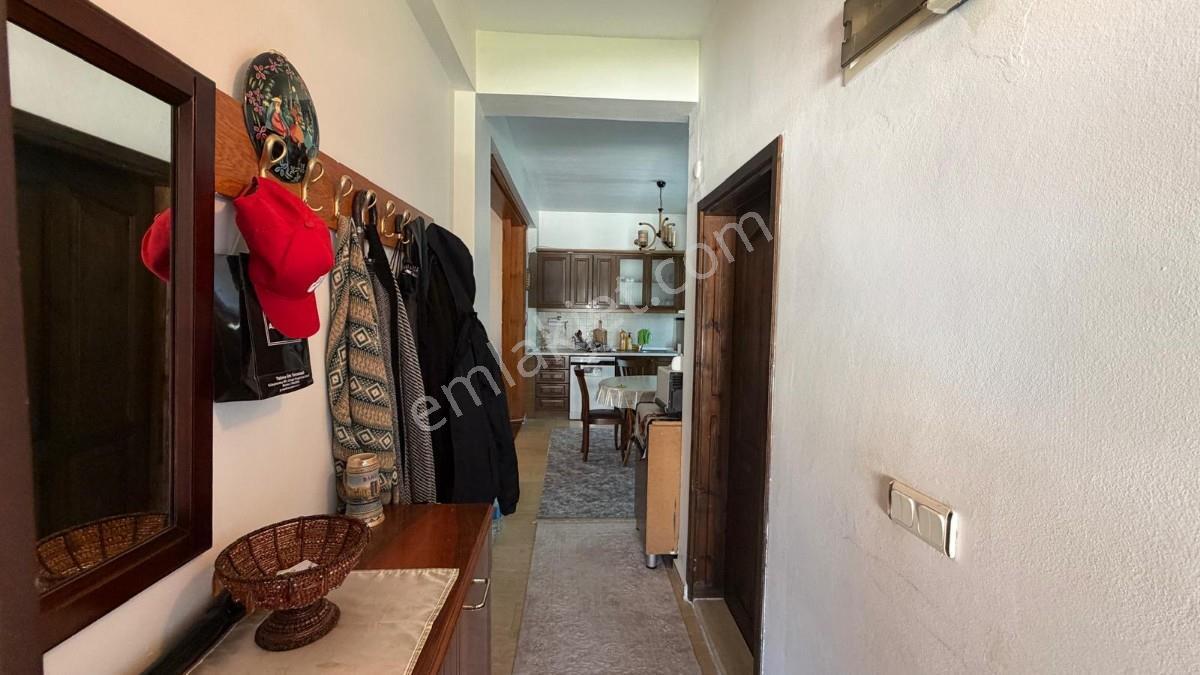 Sapanca Ünlücede Göl Manzaralı Kiralık Tripleks Lüks Villa - Görsel 23