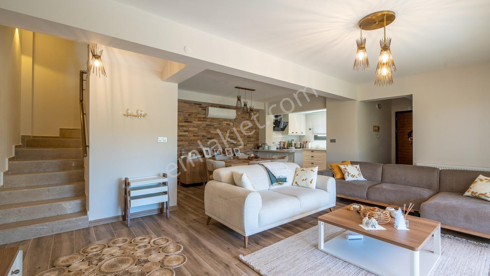 Muğla Ula Çıtlık Mevkii Eşyasız Kiralık Modern 3+1 Müstakil Ev - Görsel 32
