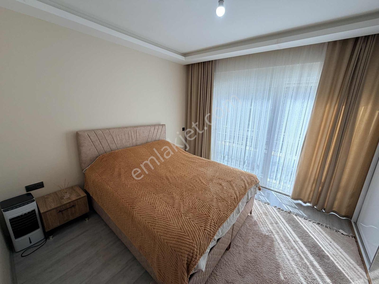 Poınt Invest'ten Güneşli Park Evleri Lüx 1+1 Havuz Cephe - Görsel 14