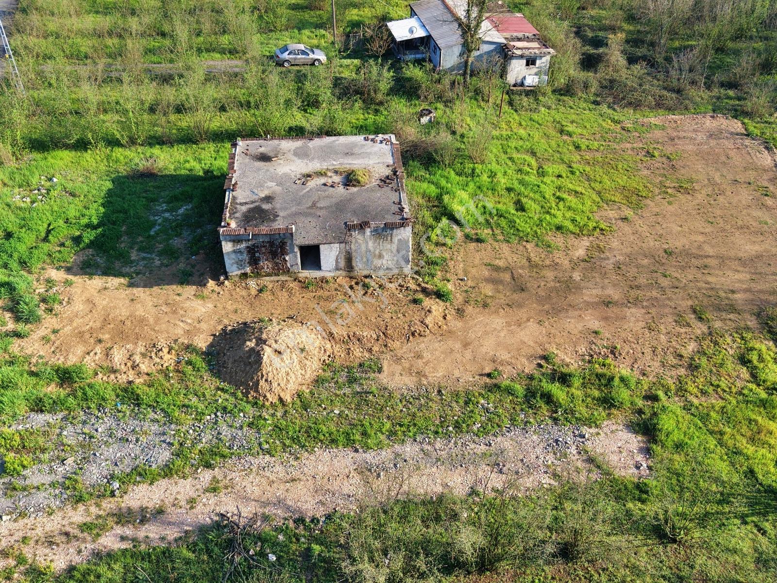 Emlakevim - Hendek Akova Mah. 748 M2 Satılık İmarlı Arsa !! - Görsel 6