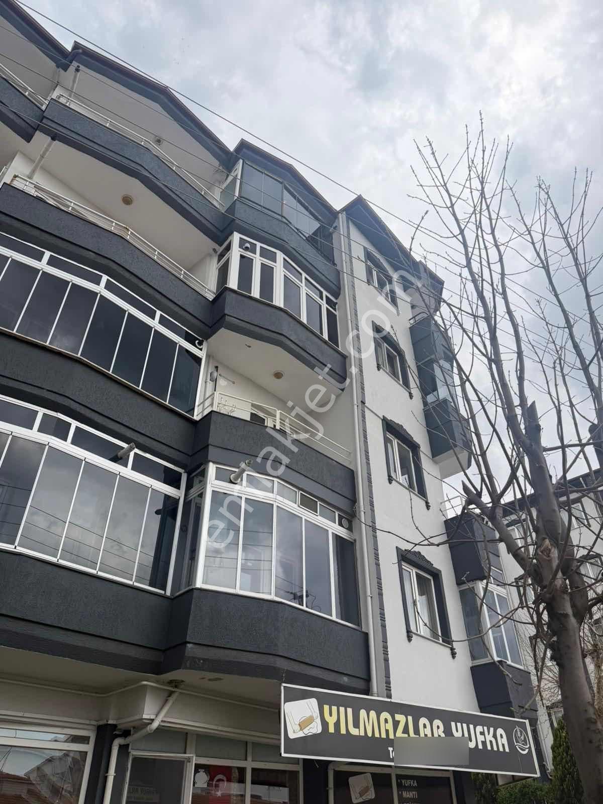Ege Emlak'tan İspat Cami Mahallesinde Kiralık 3+1 Daire - Görsel 2