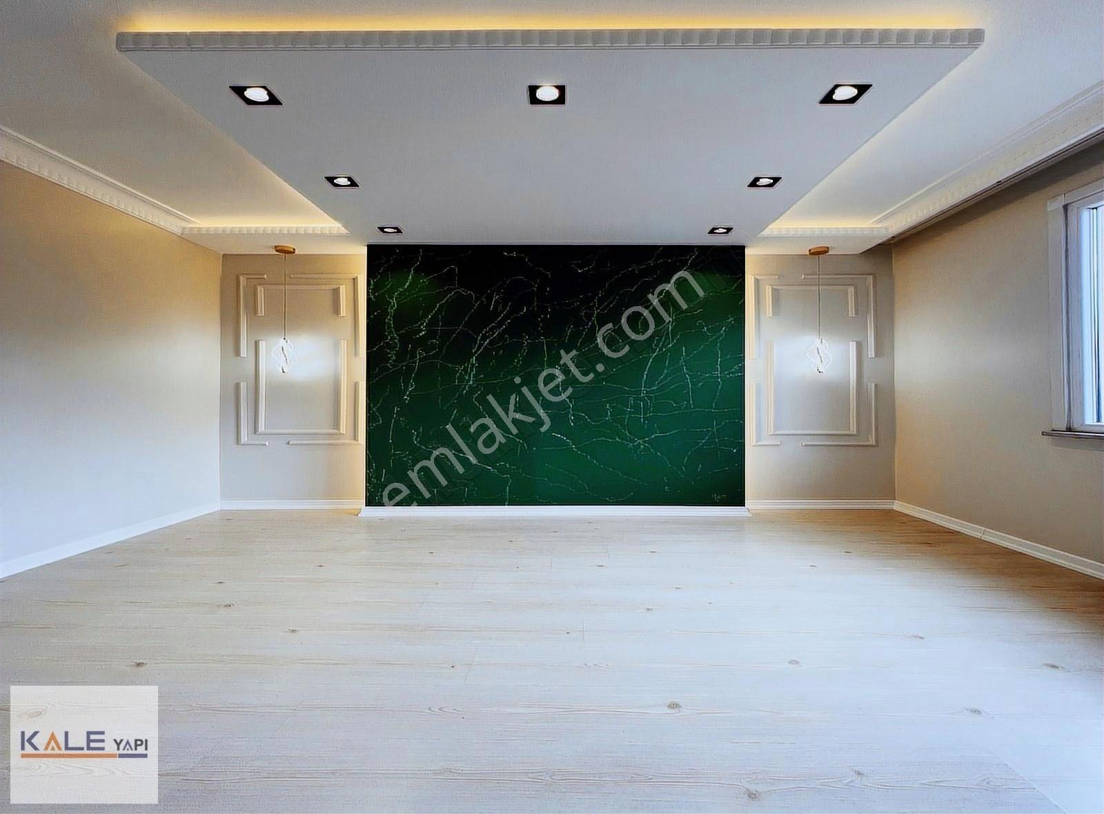 Escule Avm Dibi Acil Satılık 3+1 Ara Kat !! - Görsel 24