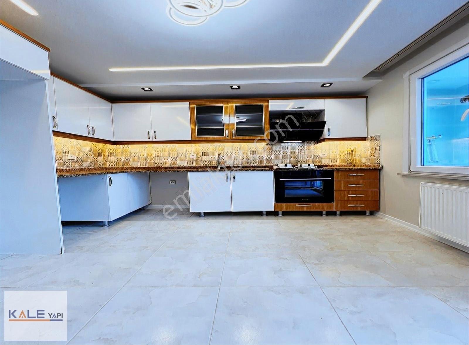 Escule Avm Dibi Acil Satılık 3+1 Ara Kat !! - Görsel 27