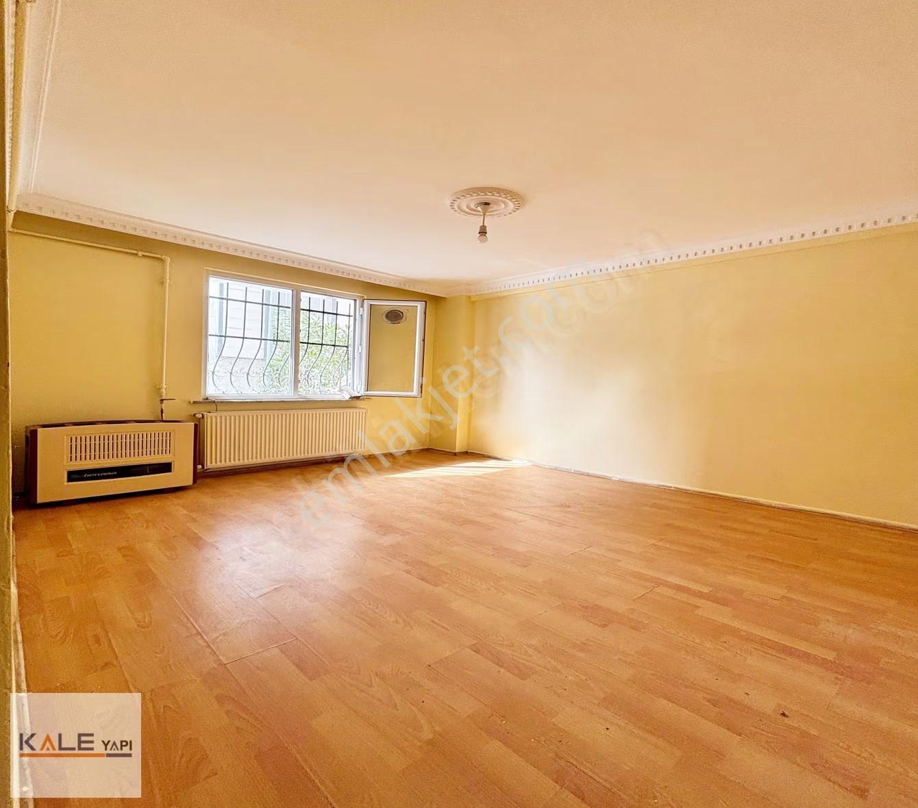 Cadde Üzerinde Satılık 2+1 Daire Acilll - Görsel 23