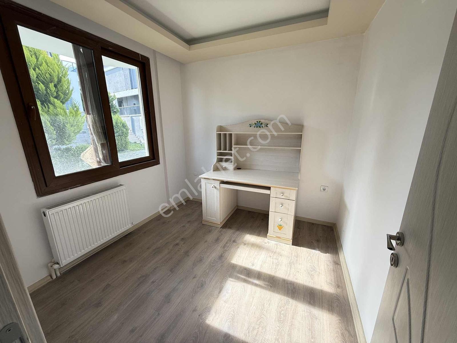 Kuşadası Davutlar Havuzlu Sitede Deniz Manzaralı 4+2 Villa - Görsel 26