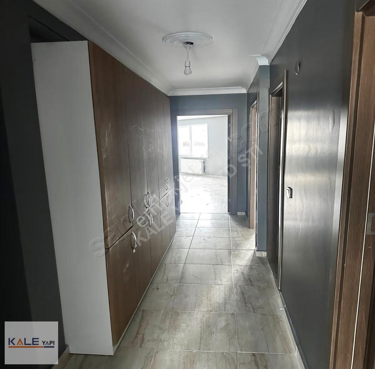 Yatırıma Ve Oturuma Uygun Ferah Ve Modern Daire - Görsel 3