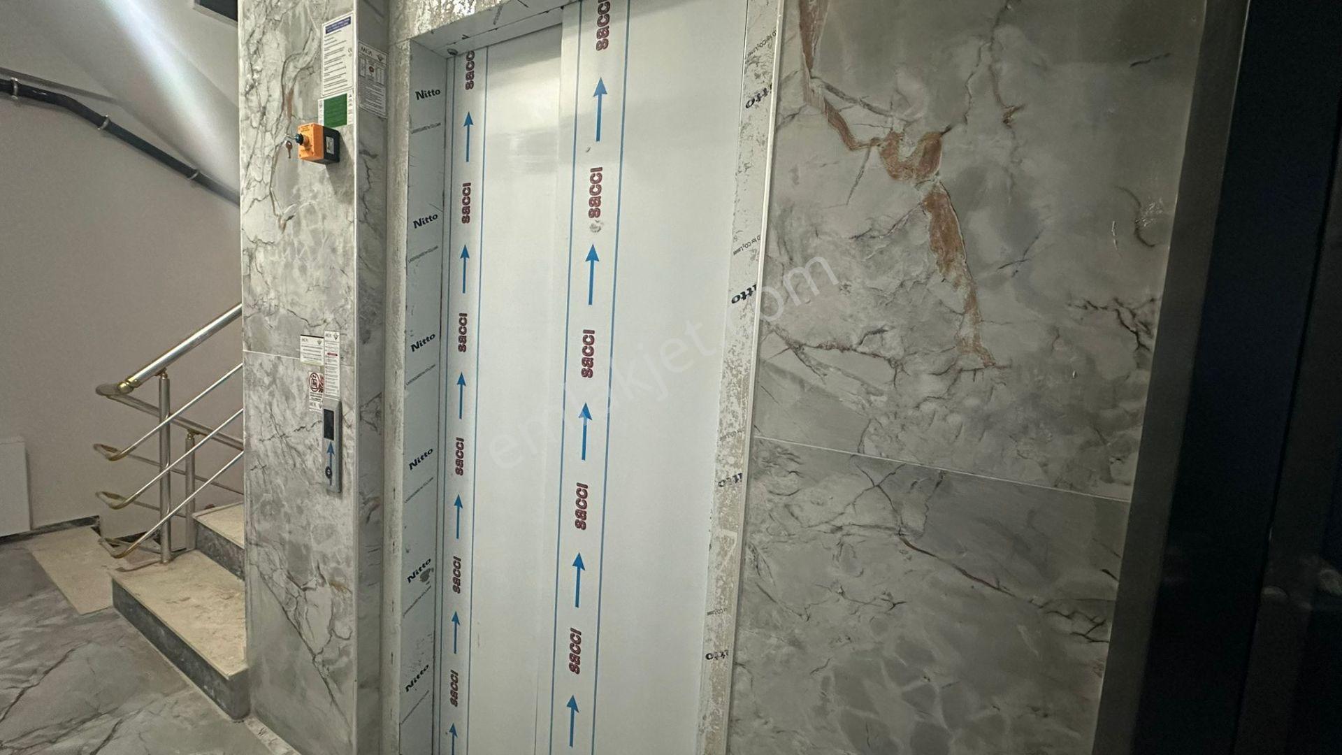 ''yetkisi'' Parstan Tuzcumuratta Doğalgazlı Asansörlü Sıfır 2+1 - Görsel 2