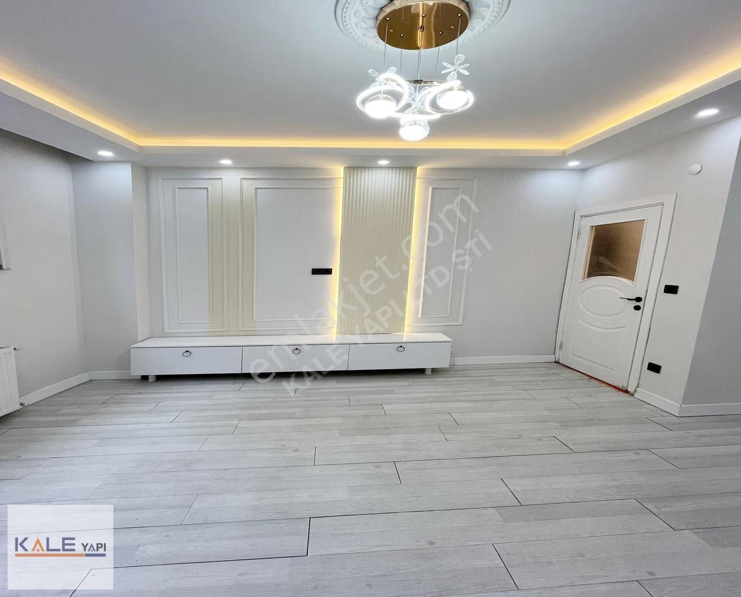Metrobüse Yakın Merkezi Konumda 2+1 Satılık Daire - Görsel 13