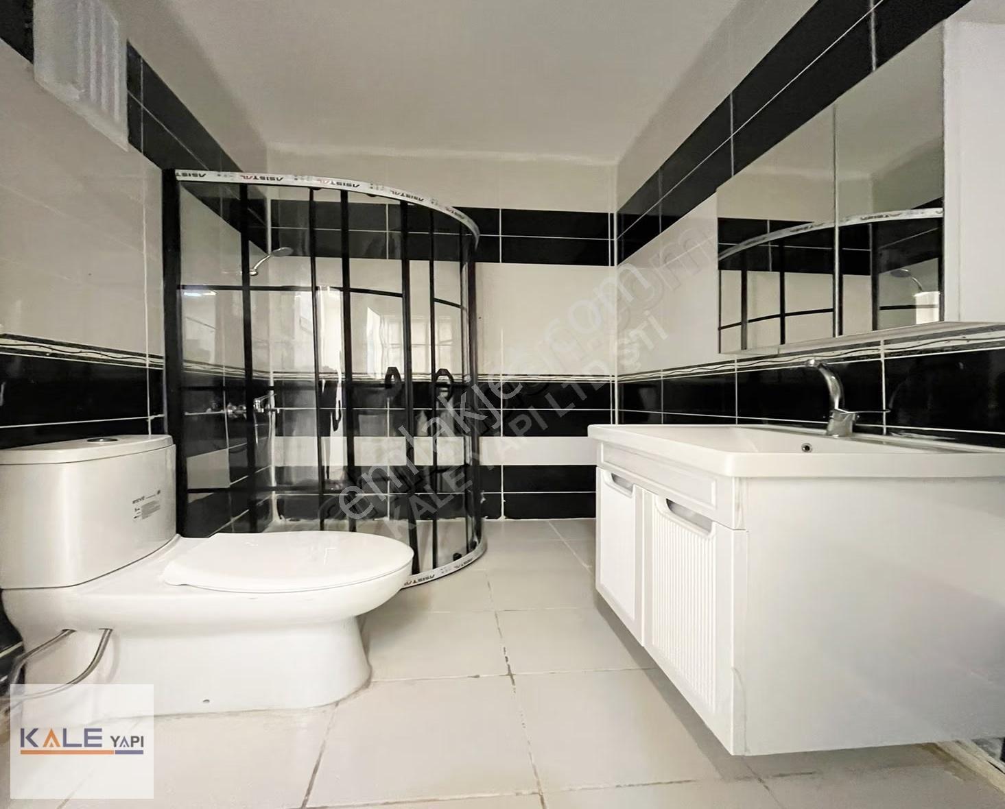 Metrobüse Yakın Merkezi Konumda 2+1 Satılık Daire - Görsel 5