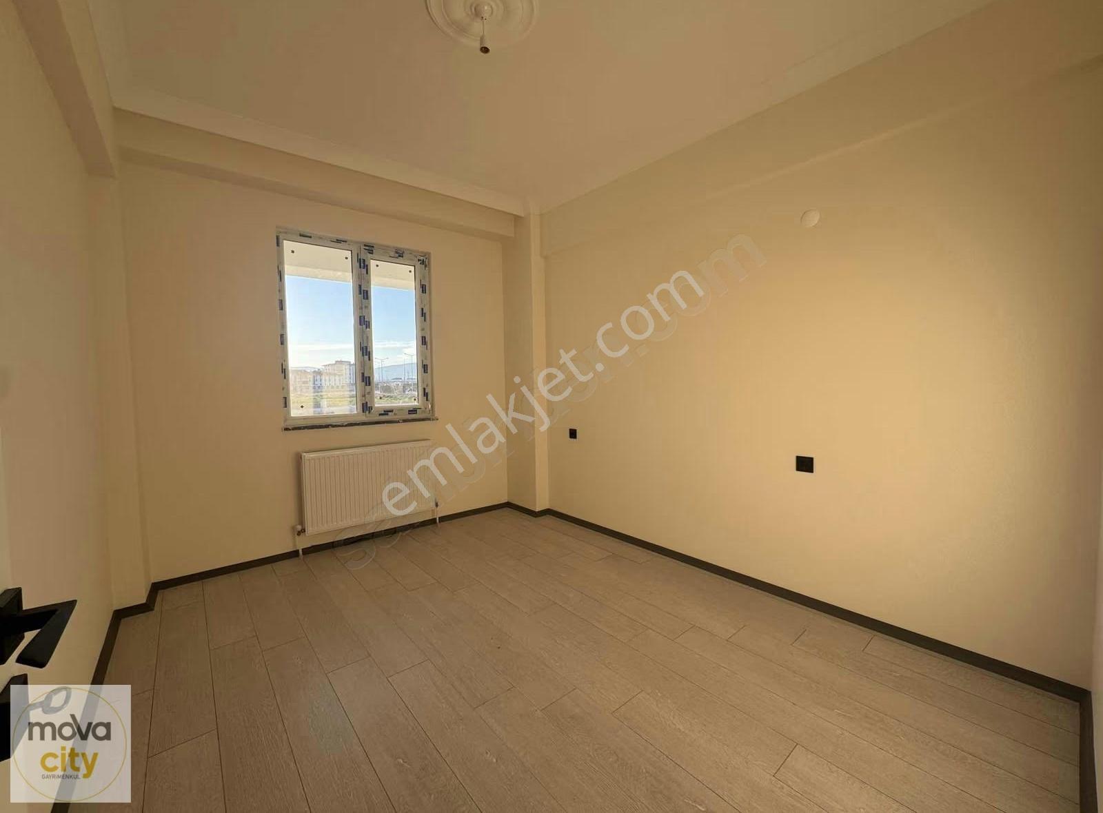 Fen Lisesi Civarı 3+0 Full Yapılı Sıfır Kiralık Daire - Görsel 21