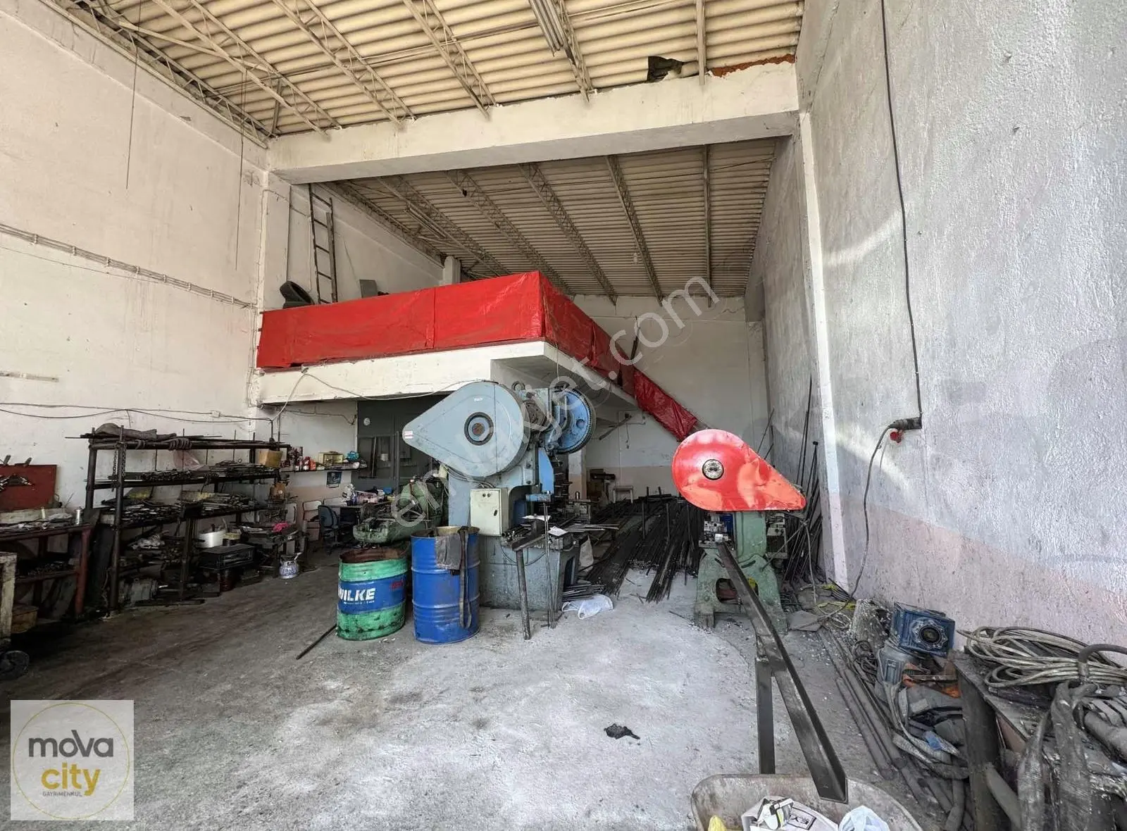 Küçük Sanayi Sitesi 17. Cadde Üzerinde Satılık Dükkan - Görsel 2