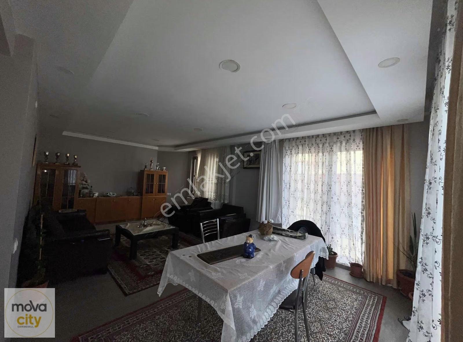 Binevler' De Pınar Koleji Karşısında Kiralık Villa - Görsel 3