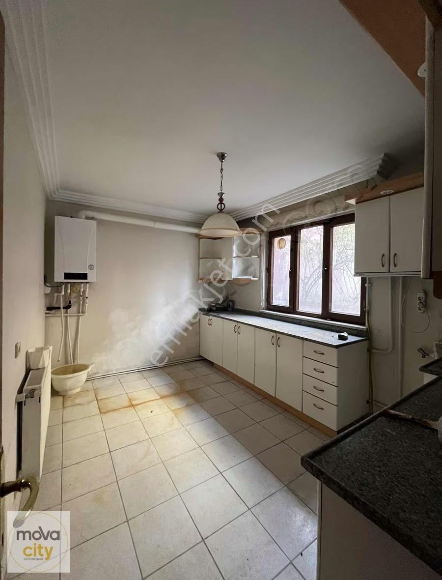 Binevler' De Pınar Koleji Karşısında Kiralık Villa - Görsel 20
